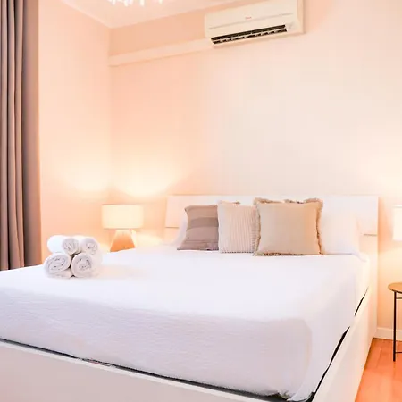 Panoramic By Design Apartment