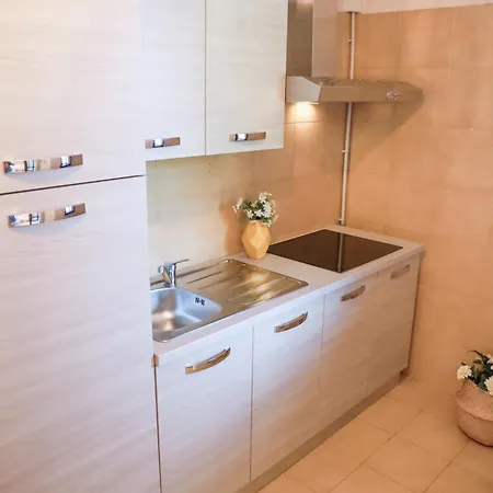 Panoramic By Design Apartment