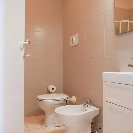 Panoramic By Design Apartment