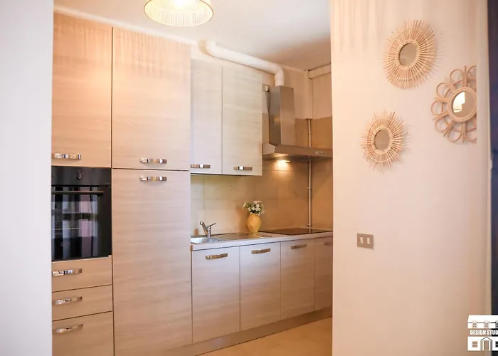 Apartment Panoramic By Design